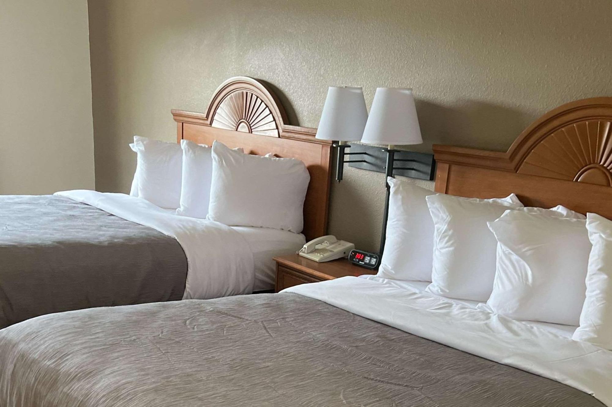 Quality Inn Huntington Esterno foto